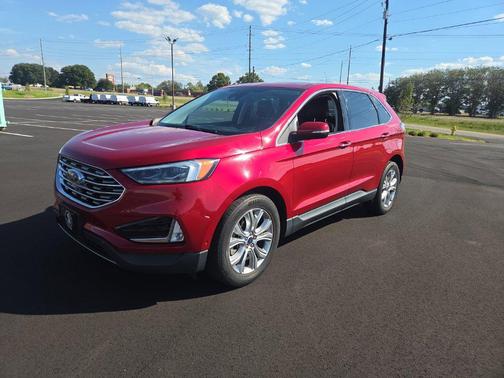 Rapid Red Metallic Tinted Clearcoat 2021 Ford Edge Titanium