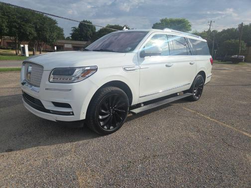 Pristine White 2020 Lincoln Navigator Reserve