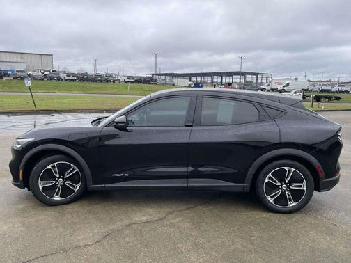 2021 Ford Mustang Mach-E Select