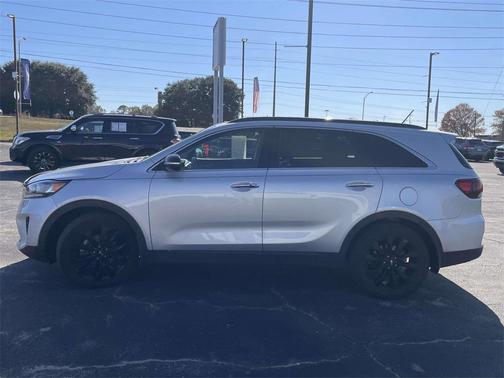 2020 Kia Sorento S