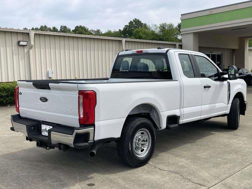 Oxford White 2026 Ford F-250 XL