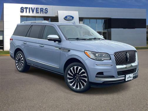 Crystal Blue Metallic 2022 Lincoln Navigator Black Label