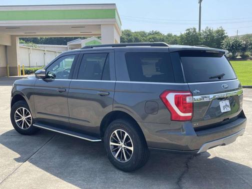 Magnetic Metallic 2020 Ford Expedition XLT