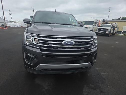Magnetic Metallic 2020 Ford Expedition XLT