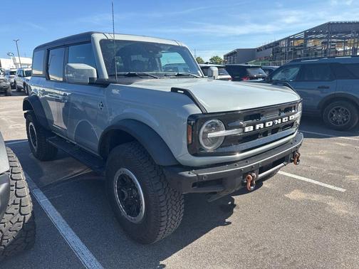 Cactus Gray 2022 Ford Bronco Outer Banks