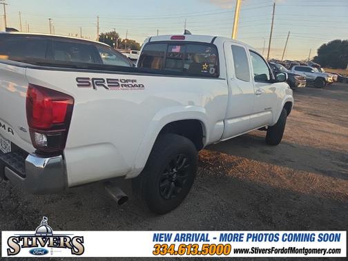 2022 Toyota Tacoma SR5