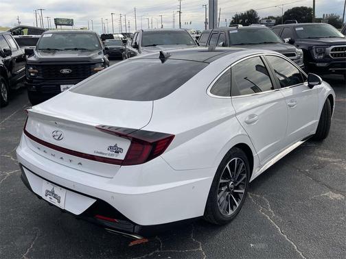 2023 Hyundai SONATA Limited