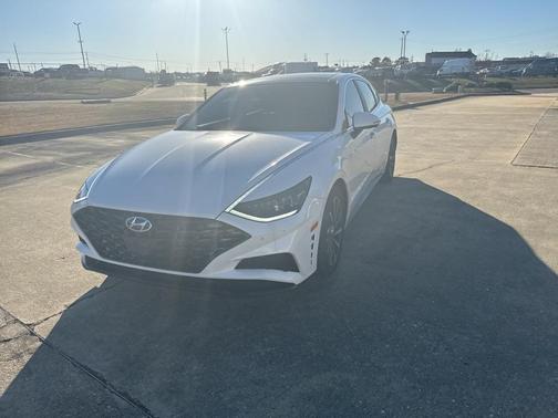 2023 Hyundai SONATA Limited