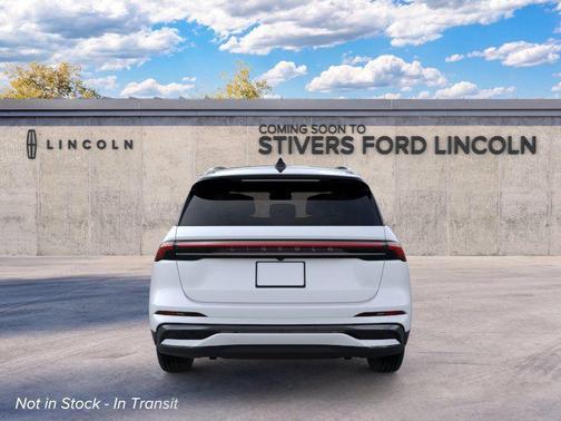 White Platinum Metallic Tri-Coat 2026 Lincoln Nautilus Reserve