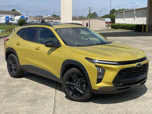 Nitro Yellow Metallic 2024 Chevrolet Trax FWD ACTIV