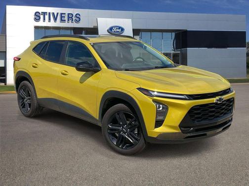 Nitro Yellow Metallic 2024 Chevrolet Trax FWD ACTIV
