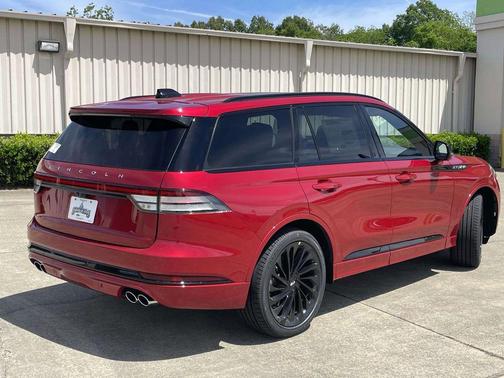 Red Carpet Metallic Tinted Clearcoat 2026 Lincoln Aviator Reserve