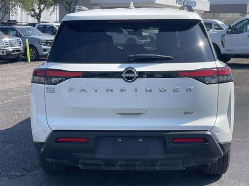 2023 Nissan Pathfinder SV FWD