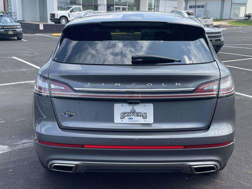 Asher Gray Metallic Clearcoat 2023 Lincoln Nautilus Standard