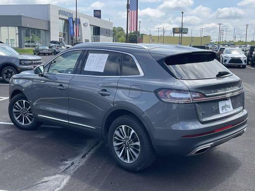 Asher Gray Metallic Clearcoat 2023 Lincoln Nautilus Standard