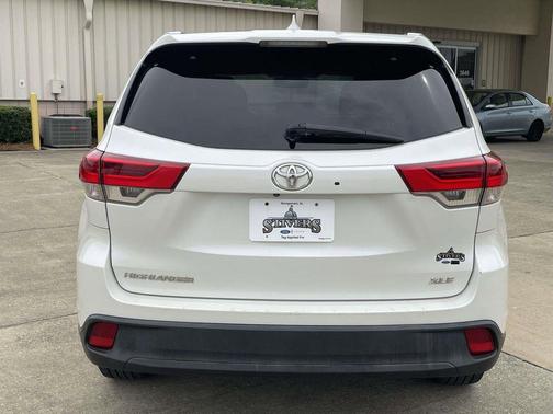 Blizzard Pearl 2017 Toyota Highlander XLE