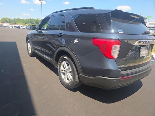 Stone Blue Metallic 2022 Ford Explorer XLT