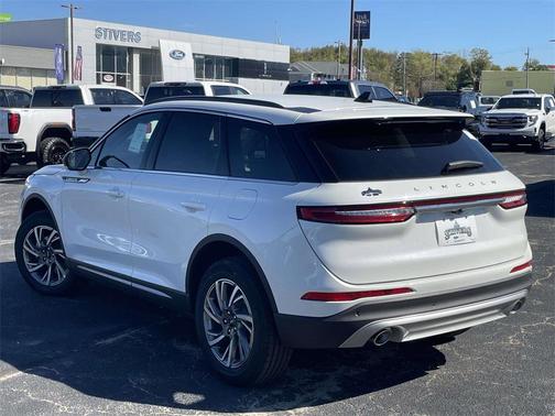 2026 Lincoln Corsair Premiere