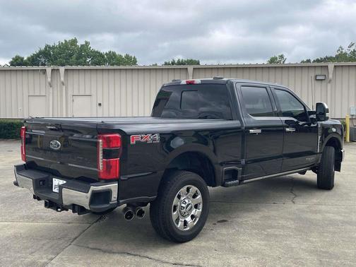Black Metallic 2023 Ford F-250 Lariat