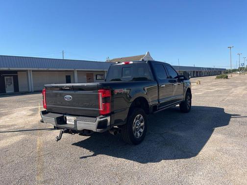 Black Metallic 2023 Ford F-250 Lariat