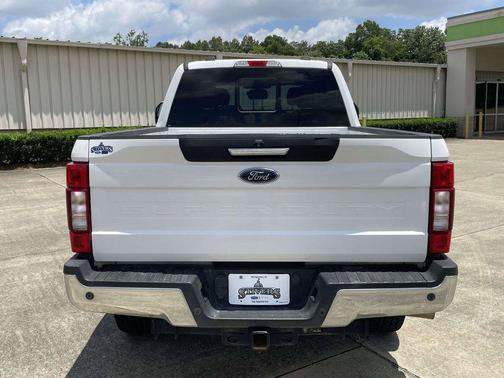 Oxford White 2021 Ford F-250 XLT