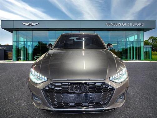 2023 Audi A4 45 S line Premium Plus