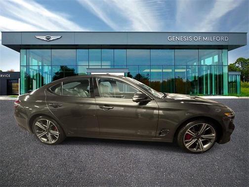 2025 Genesis G70 3.3T Sport Prestige