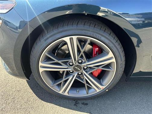 2025 Genesis G70 3.3T AWD Sport Advanced