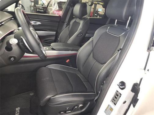 2024 Genesis GV70 3.5T AWD Sport