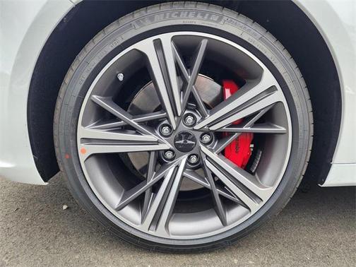 2025 Genesis G70 2.5T AWD