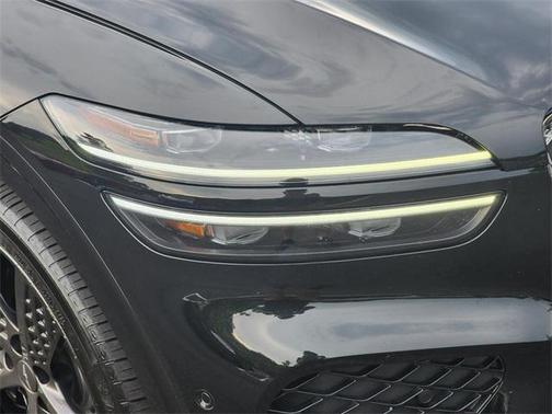 2023 Genesis GV70 2.5T AWD