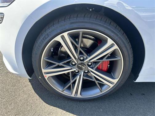 2025 Genesis G70 3.3T AWD Sport Advanced