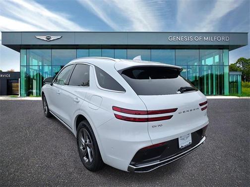 2026 Genesis GV70 2.5T Advanced
