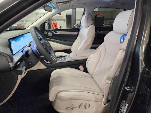 2026 Genesis GV80 2.5T