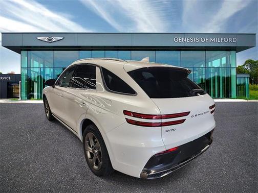 2026 Genesis GV70 2.5T Advanced