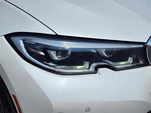 2019 BMW 330 xDrive