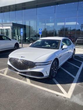 2025 Genesis G90 3.5T e-SC