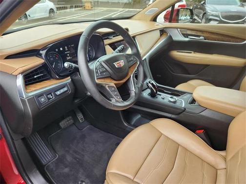 2024 Cadillac XT5 Premium Luxury