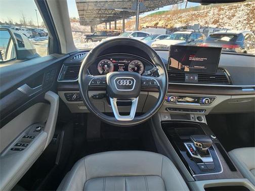 2022 Audi Q5 45 S line Premium Plus