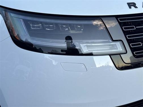 2023 Land Rover Range Rover P400 SE