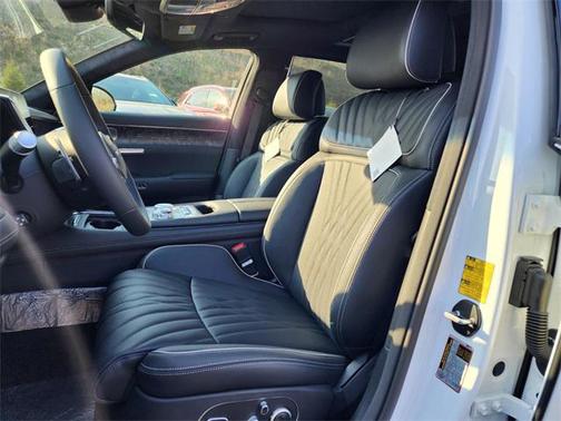 2025 Genesis G90 3.5T e-SC