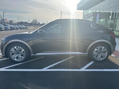 2025 Genesis GV60 Standard AWD