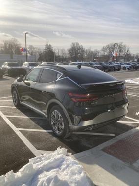 2025 Genesis GV60 Standard AWD