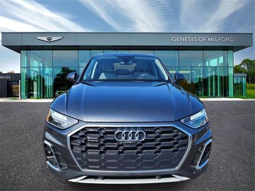 2022 Audi Q5 45 S line Premium Plus