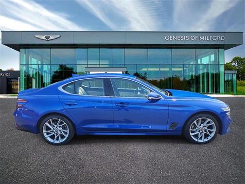 2022 Genesis G70 2.0T AWD