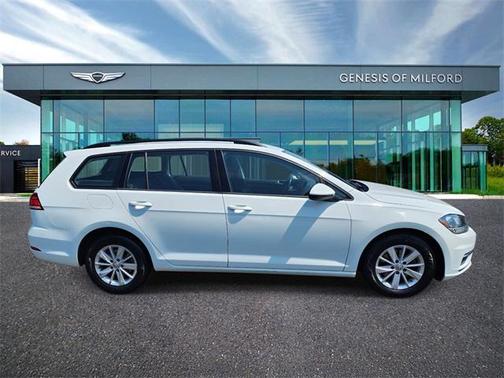 2019 Volkswagen Golf SportWagen TSI SE