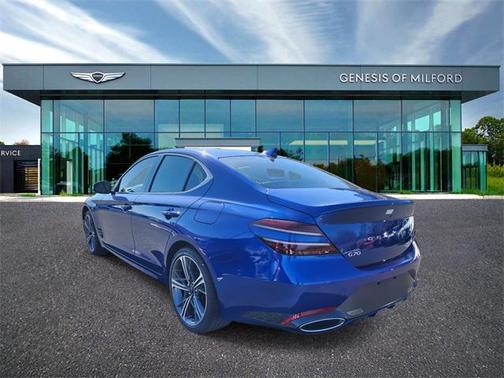2025 Genesis G70 2.5T RWD