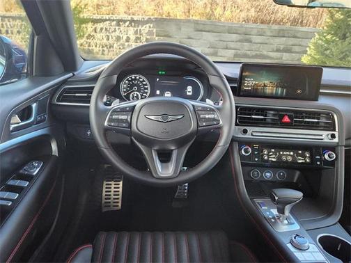 2025 Genesis G70 2.5T Sport Prestige