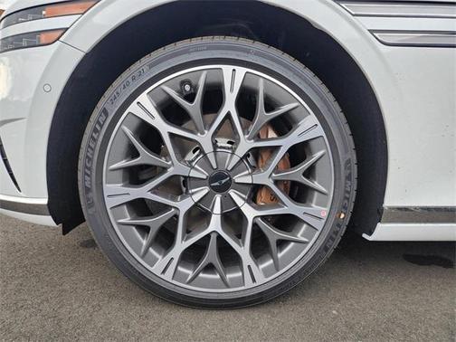 2025 Genesis G90 3.5T e-SC