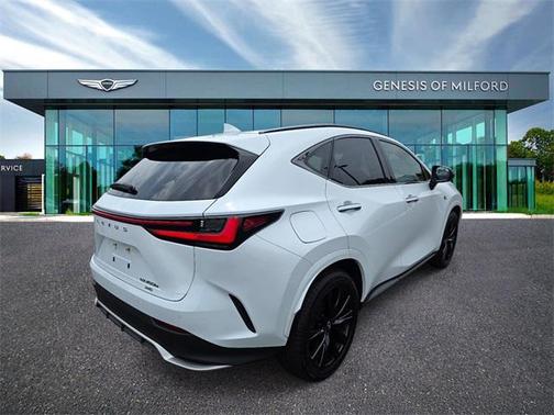 2024 Lexus NX 450h+ F SPORT Handling